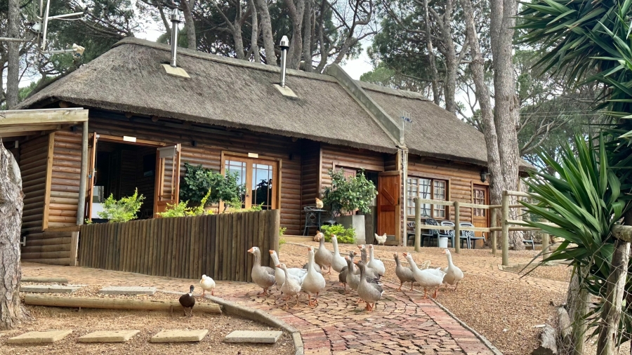 5 Bedroom Property for Sale in Somerset West Rural Western Cape